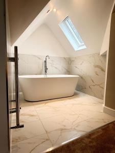Ένα μπάνιο στο Luxury Penthouse Duplex