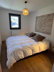 Giường trong phòng chung tại Appartment Chalet Martin 24 for 4 person +7 ảnh