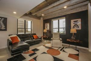 Galeriebild der Unterkunft Downtown Modern Industrial Oasis in Columbia + 40 Fotos