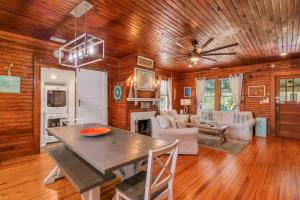 Istumisnurk majutusasutuses Wish Upon a Big Starfish by Tybee Cottages