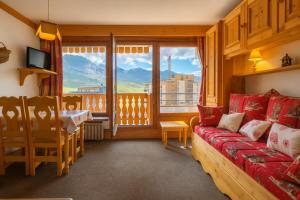 Nespecifikovaný výhled na hory nebo výhled na hory při pohledu z apartmánu