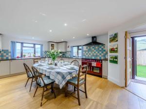 Φωτογραφία από το άλμπουμ του 3 Bed in Combe Martin 82866 σε Combe Martin