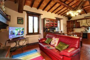 A seating area at Casa Vacanza Le Corniole