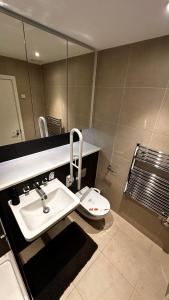 Foto Croydonis asuva majutusasutuse Luxury Apartment - Pinnacle Apartments galeriist