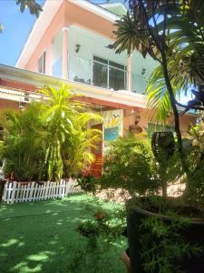 Κήπος έξω από το Creole Cottage Homestay
