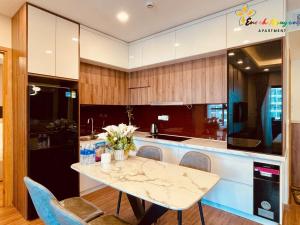 Gallery image of FLC Sea Tower Quy Nhơn -View Biển in Quy Nhon