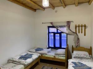 Gallery image of Firdavs guest house in Yukary-Ukhum