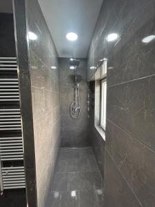 Un baño de House in Čakovice near Štětí