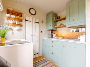 Dapur atau dapur kecil di 1 bed in Chillenden 88795 +9 gambar
