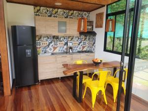 Kuchyň nebo kuchyňský kout v ubytování Container House Dapa
