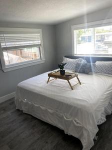 Katil atau katil-katil dalam bilik di Cute House With Pool For Up To 7 Guests
