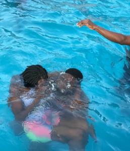 Gambar di galeri bagi F E E B Fiesta Hotel di Tema