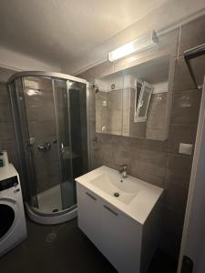 Ένα μπάνιο στο Aristotelous Residence Thessaloniki +15 φωτογραφίες