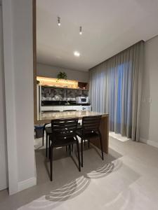 Kuchyň nebo kuchyňský kout v ubytování D´Santa Loft´s - Penha/SC