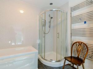 Koupelna v ubytování 3 Bed in Conwy 85844 + 15 fotografií