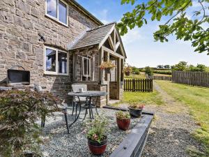 Κήπος έξω από το 1 Bed in Knighton 51897