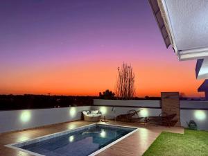 Fotografie z fotogalerie ubytování Ninho verde ll casa com piscina v destinaci Pardinho
