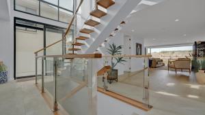 Fotografie z fotogalerie ubytování Time and Tides - Beachfront, Stunning Ocean Views v destinaci The Entrance