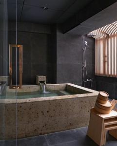 Koupelna v ubytování suirow 翠楼