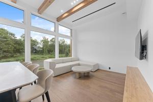 Μια τηλεόραση ή/και κέντρο ψυχαγωγίας στο Mizuki Onsen Townhouses