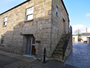 Budova, kde se apartmán nachází + 5 fotografií