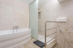 Phòng tắm tại Apartamento Boutique Logroño Centro