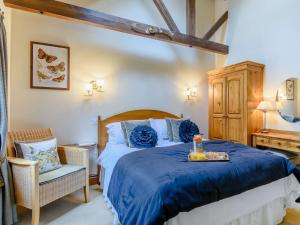 Ένα ή περισσότερα κρεβάτια σε δωμάτιο στο 3 bed in York 83264