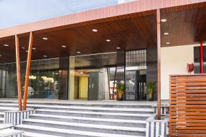 Gallery image of RG SUITES Silk Board Near Madiwala in Bengaluru +19 photos