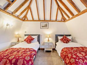 Ένα ή περισσότερα κρεβάτια σε δωμάτιο στο 6 Bed in Rye 93953