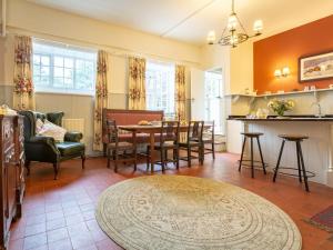 Χώρος καθιστικού στο 4 Bed in Conwy 50934