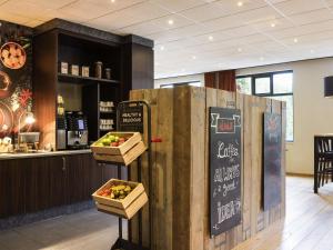 Φαγητό σε αυτό το ξενοδοχείο ή κάπου εκεί κοντά