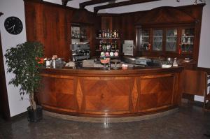 Lounge nebo bar v ubytování Albergo Ponte Vecchio