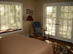 Ένα ή περισσότερα κρεβάτια σε δωμάτιο στο Superb Mountain Getaway near Cherokee National Forest in Reliance, Tennessee +9 φωτογραφίες