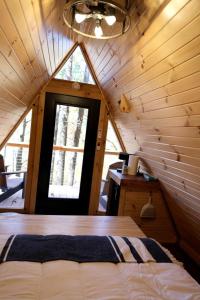 Katil atau katil-katil dalam bilik di Secluded A-Frame Incredible for Water Activities in Ohio