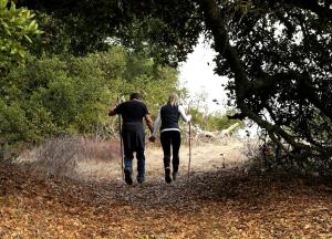 Επισκέπτες που μένουν στο Chic Woodland Yurt Rental on a Wellness Ranch in Southern California