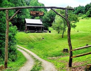 Loodusmaastik puhkemaja lähedal