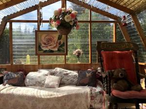 Χώρος καθιστικού στο Unique Vacation Rental with Dazzling Views of Kachemak Bay in Homer, Alaska +15 φωτογραφίες