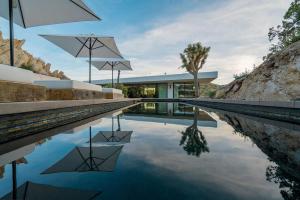 Πισίνα στο ή κοντά στο Spectacular Joshua Tree Vacation Rental for Getaways from Los Angeles