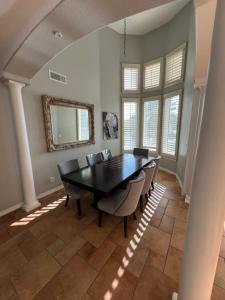 Φωτογραφία από το άλμπουμ του 3bedroom 3 bath Indoor pool σε Ελ Πάσο