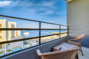 Μπαλκόνι ή βεράντα στο La Prestigia luxury Apartments by Peaks