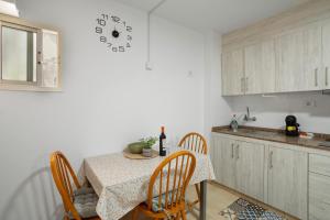Η κουζίνα ή μικρή κουζίνα στο Apartamento Danoe 2 +12 φωτογραφίες