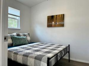 Postel nebo postele na pokoji v ubytování Guadalupe River Glamping, Ideal for a New Braunfels Getaway