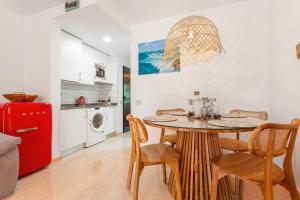 Kuchyň nebo kuchyňský kout v ubytování Blanca del Sol Oasis Duna