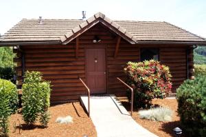 Hoone, kus puhkemaja asub