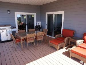 Imagen de la galería de Desert Cabin Rental with Beautifully Furnished Patios near Capitol Reef National Park, en Torrey