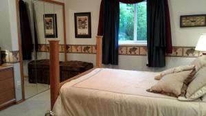 Postel nebo postele na pokoji v ubytování Family-Friendly Vacation Rental with Jaw-Dropping Views in Homer, Alaska