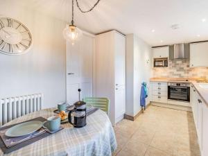Η κουζίνα ή μικρή κουζίνα στο 1 Bed in Eskdale 87247