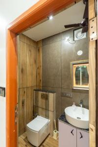 O baie la Diplomat WaterFront Villa 4 BHK Vagator