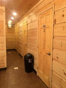 Φωτογραφία από το άλμπουμ του Amazing Wooden Cabin in Monterville, West Virginia σε Monterville