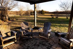 Zahrada ubytování Kid and Pet-Friendly Lake Glamping in Tupelo, Mississippi + 3 fotografie